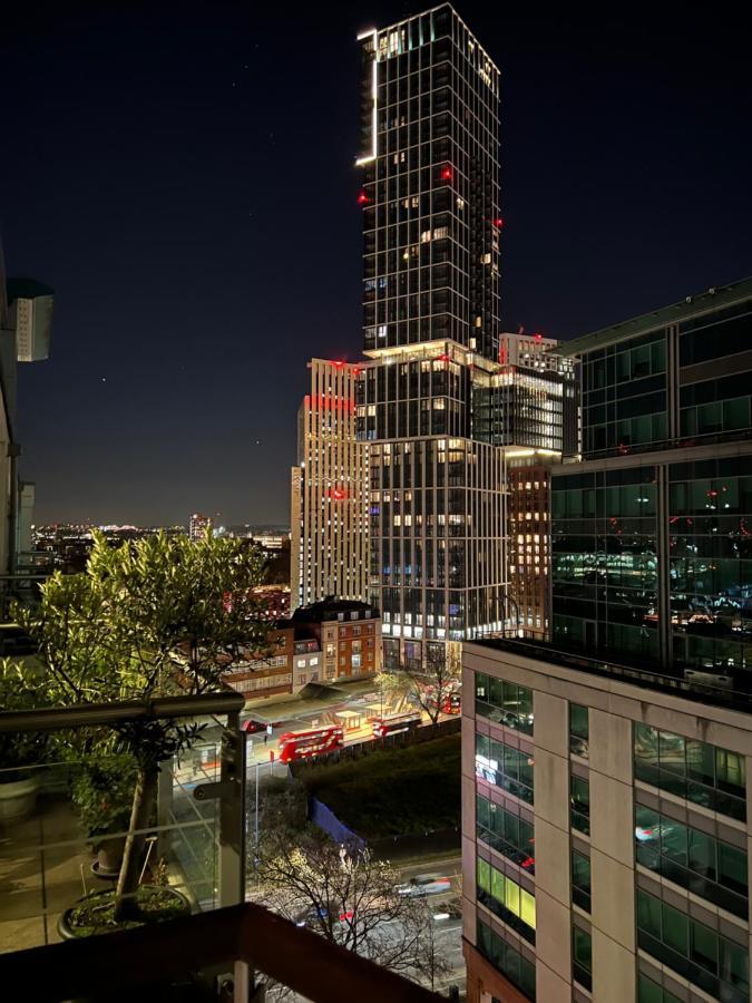 Apartamento St George Wharf Londres Exterior foto