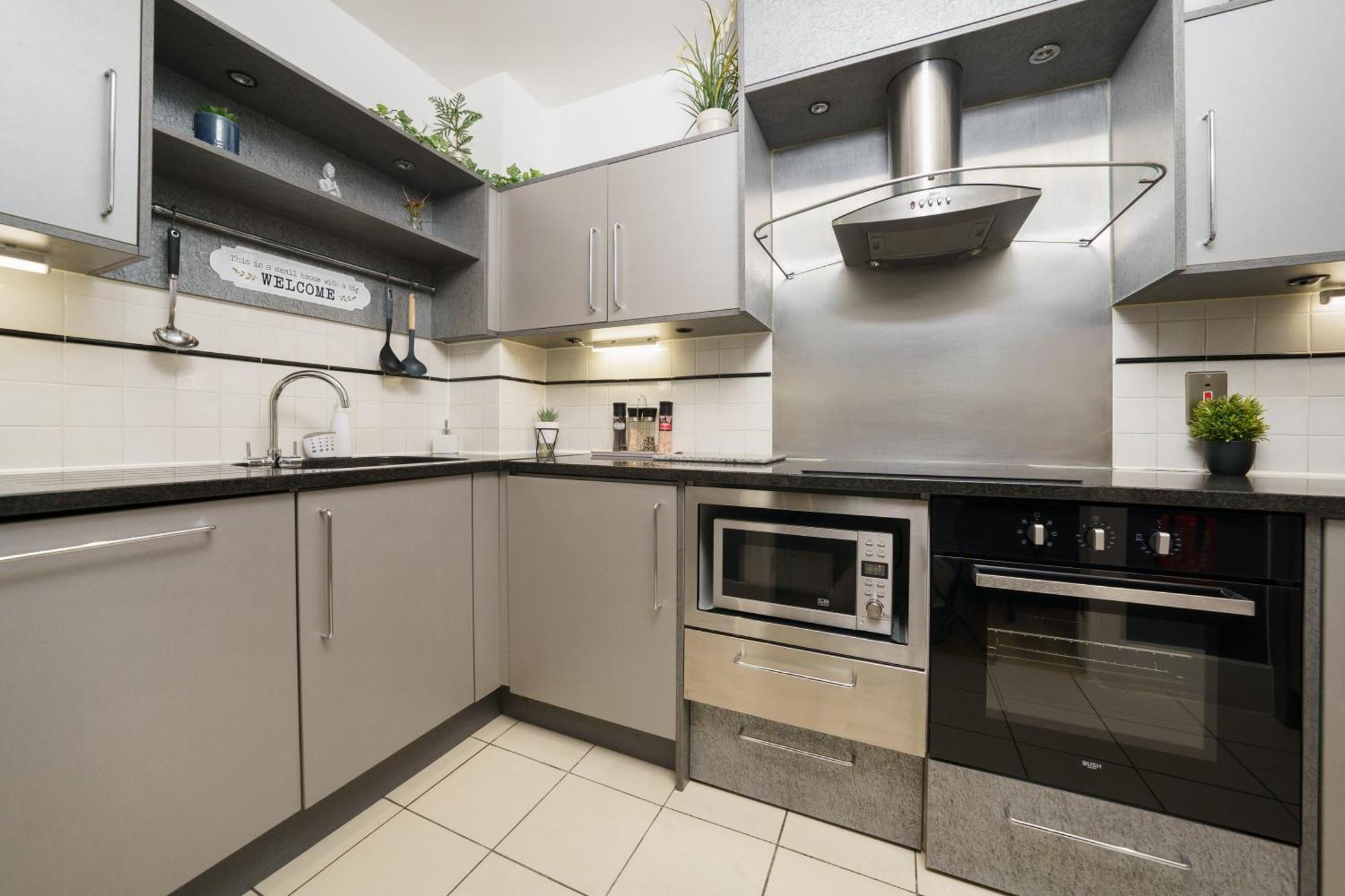 Apartamento St George Wharf Londres Exterior foto